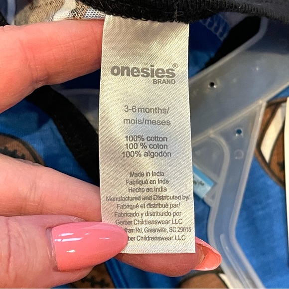 GERBER Onesie Baby Bodysuit Footballs SIZE NEWBORN 3-6M Blue Sleep & Play NWT - Picture 2 of 10